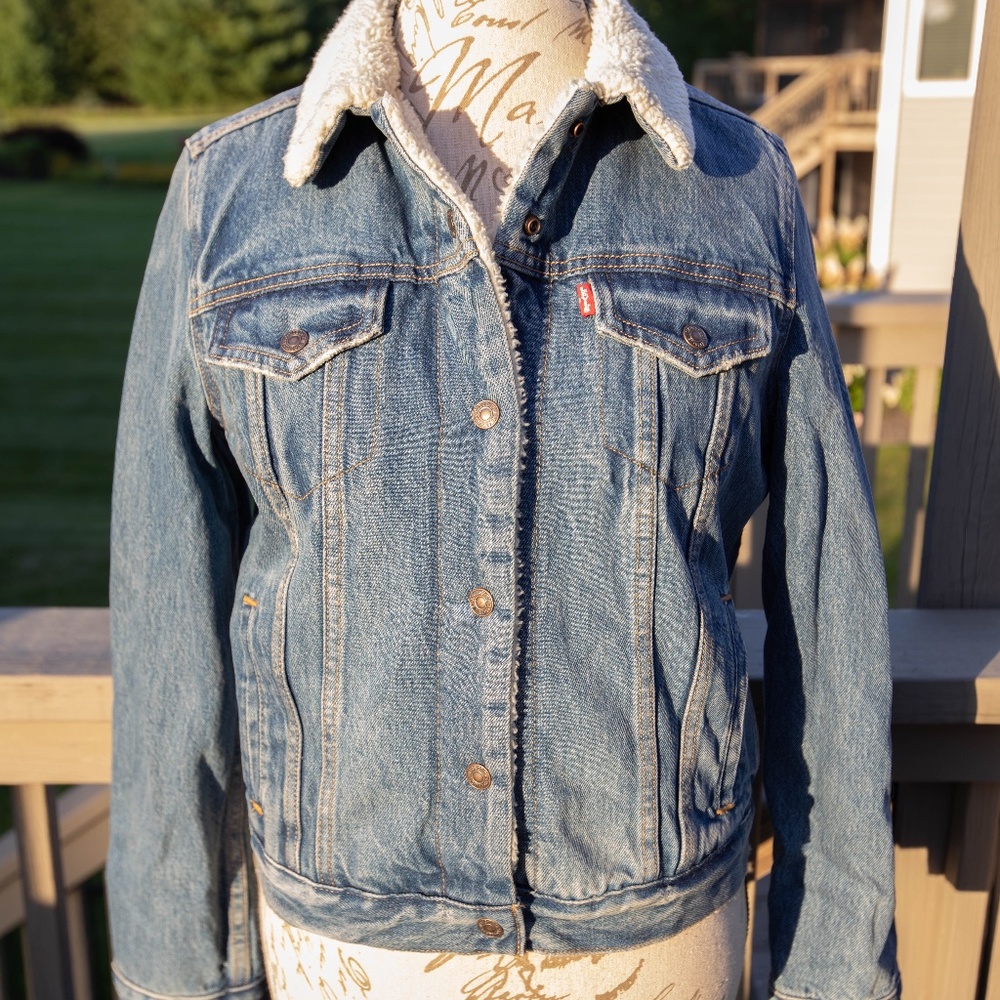 Levi Strauss Fleece lined Trucker Jacket